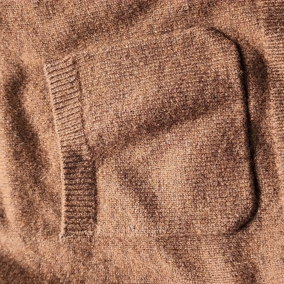 Black and Brown Like New Wool Sweater. - Picture 7 of 13